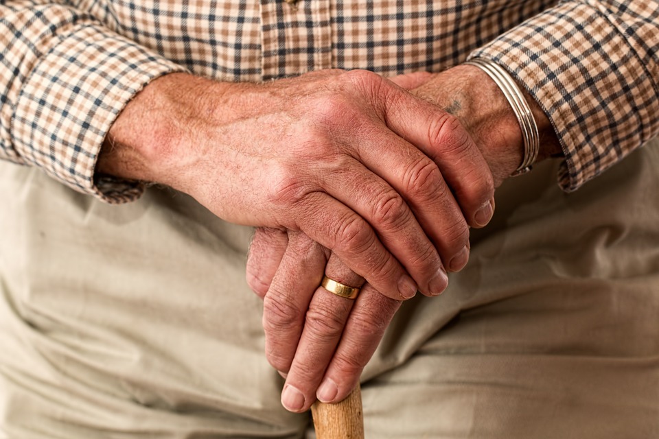 Praca z seniorami – opieka nad osobami starszymi w Niemczech
